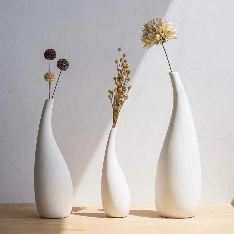 Modern Minimalist White Ceramic Matte Flower Vase Decorative Vase for Dried Flower Centerpiece Art Crafts Home Table Decoration